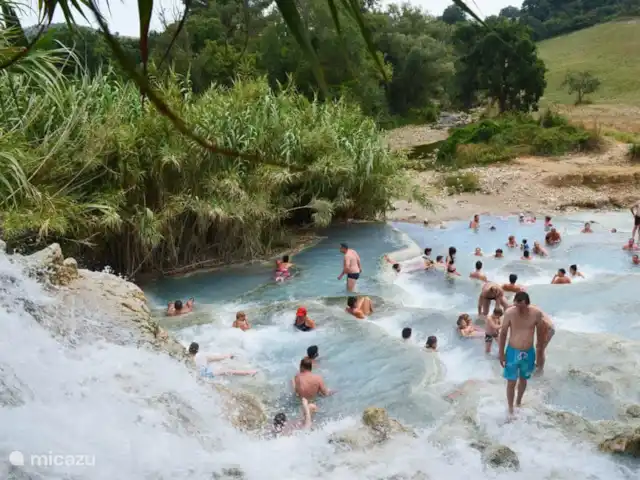 Italie, Proche Mer, Pise et Lucques | Italie, Toscane, Viareggio - cabane en bois / lodge Sources de chaleur à Saturnia gratuitement