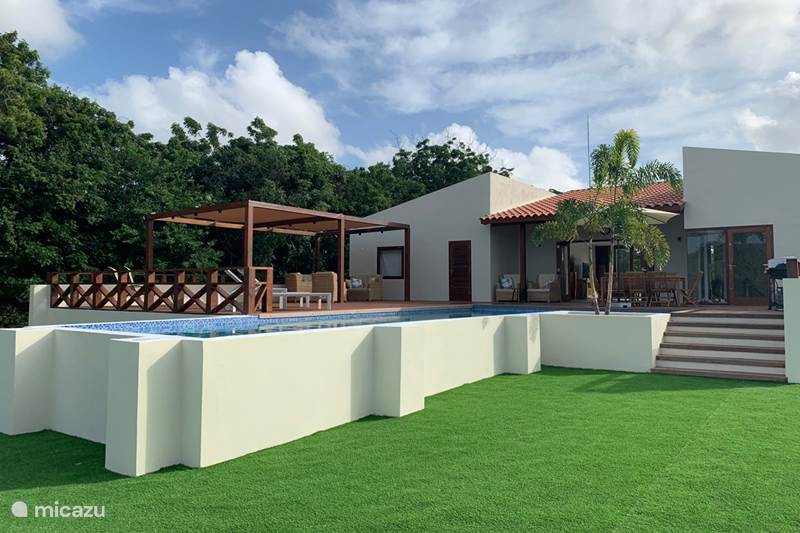 Vakantiehuis Curaçao, Banda Abou (west), Tera Pretu Vakantiehuis Rancho met zwembad geweldig uitzicht