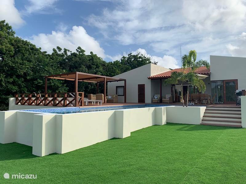 Vakantiehuis Curaçao, Banda Abou (west), Tera Pretu Vakantiehuis Rancho met zwembad geweldig uitzicht