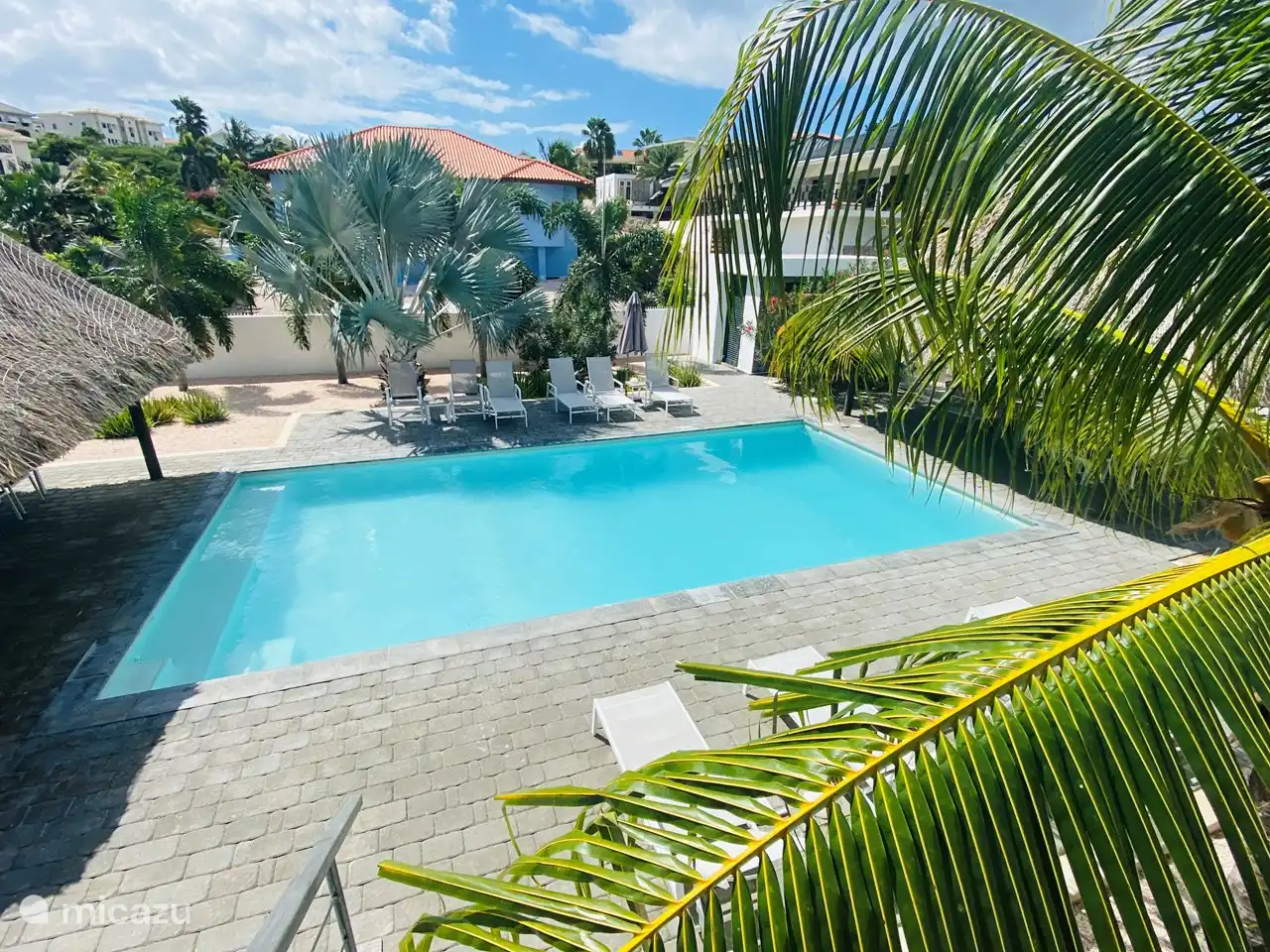 Magnesium-Schwimmbad mit heilender Wirkung.