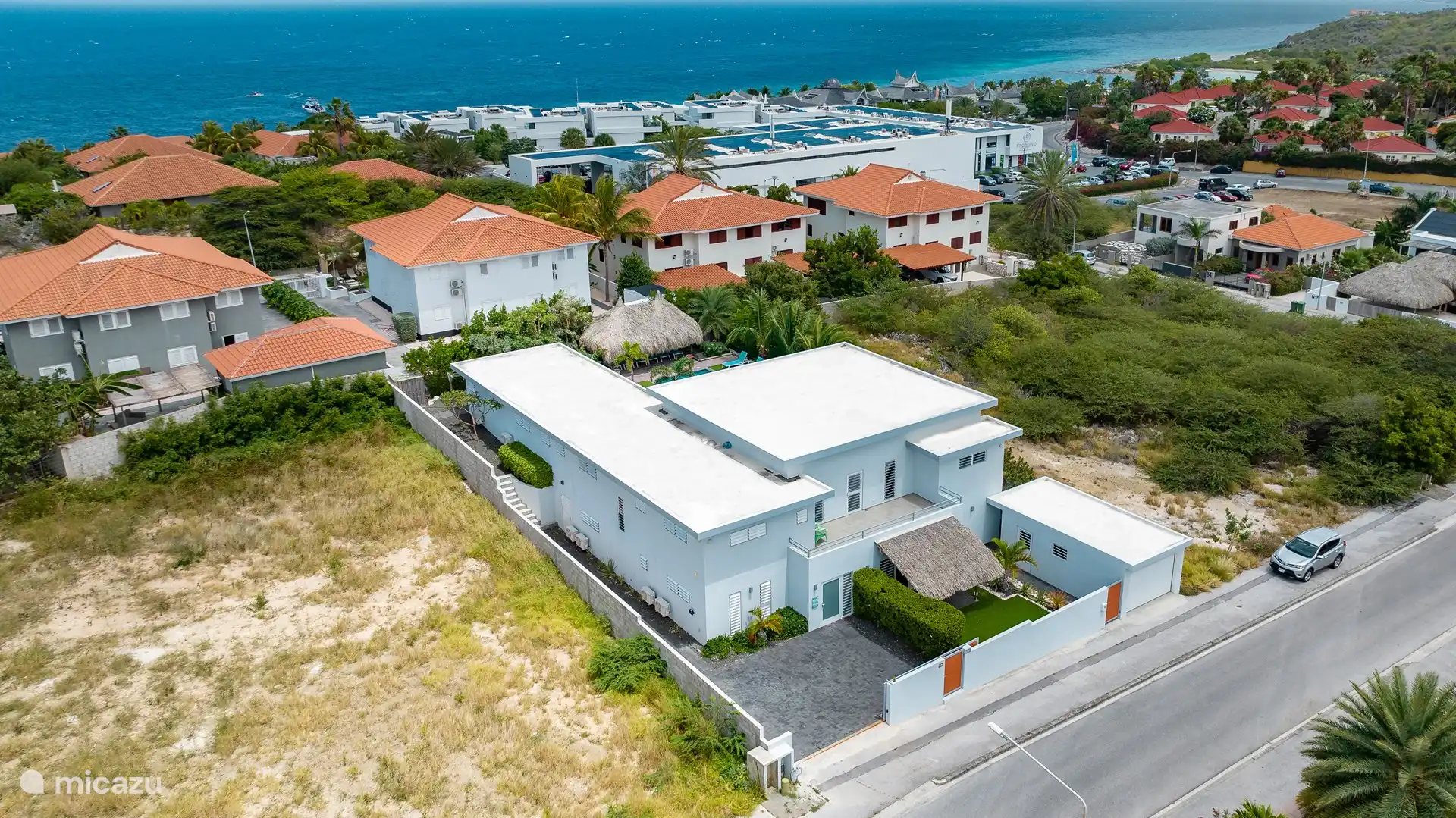 Residence Selavi Curacao drone