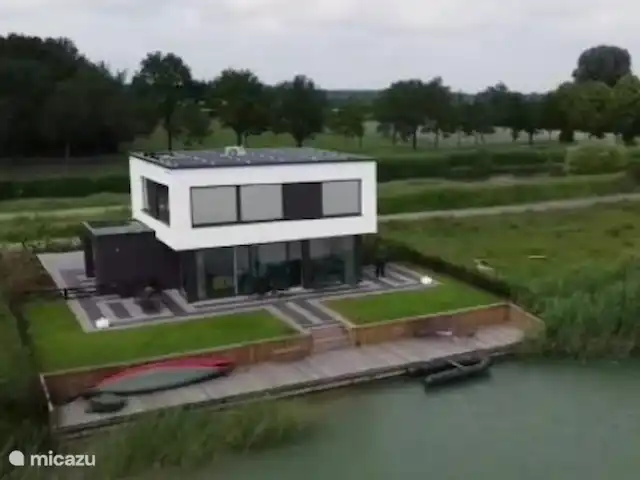 Location de Vacances Pays-Bas, Drenthe, Hoogeveen, villa - cygne blanc