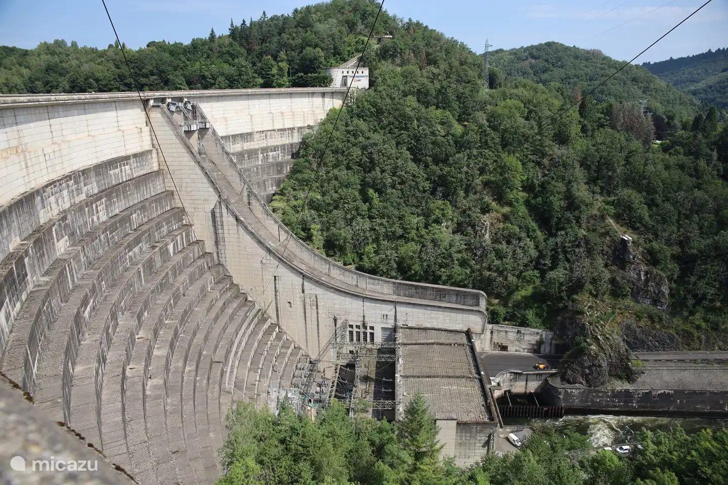 Le déversoir de Bort les Orgues