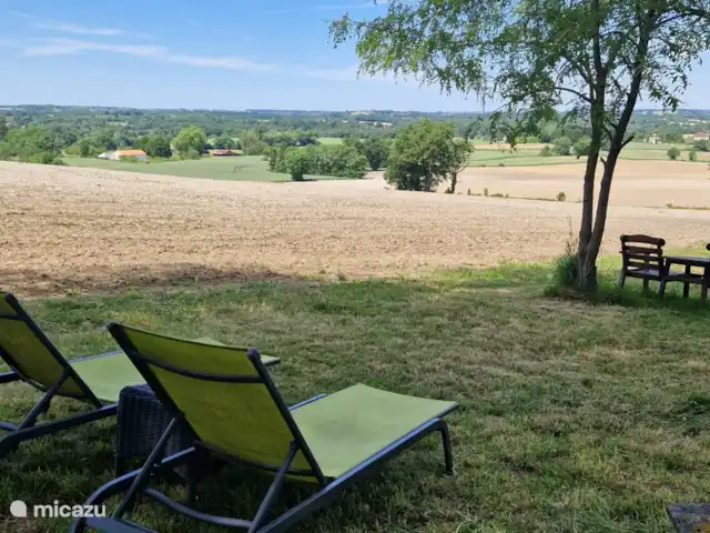 Van Gogh | France, Lot-et-Garonne, Douzains - gîte / cottage Profitez des chaises longues