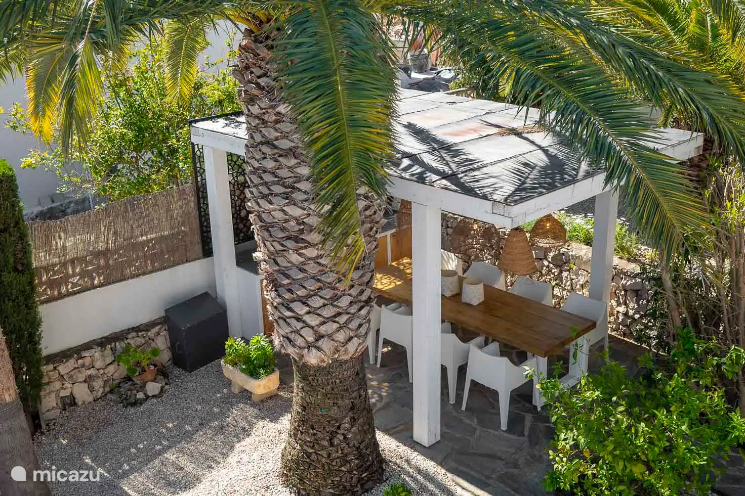 Mesa para 8 personas si también hay visitantes