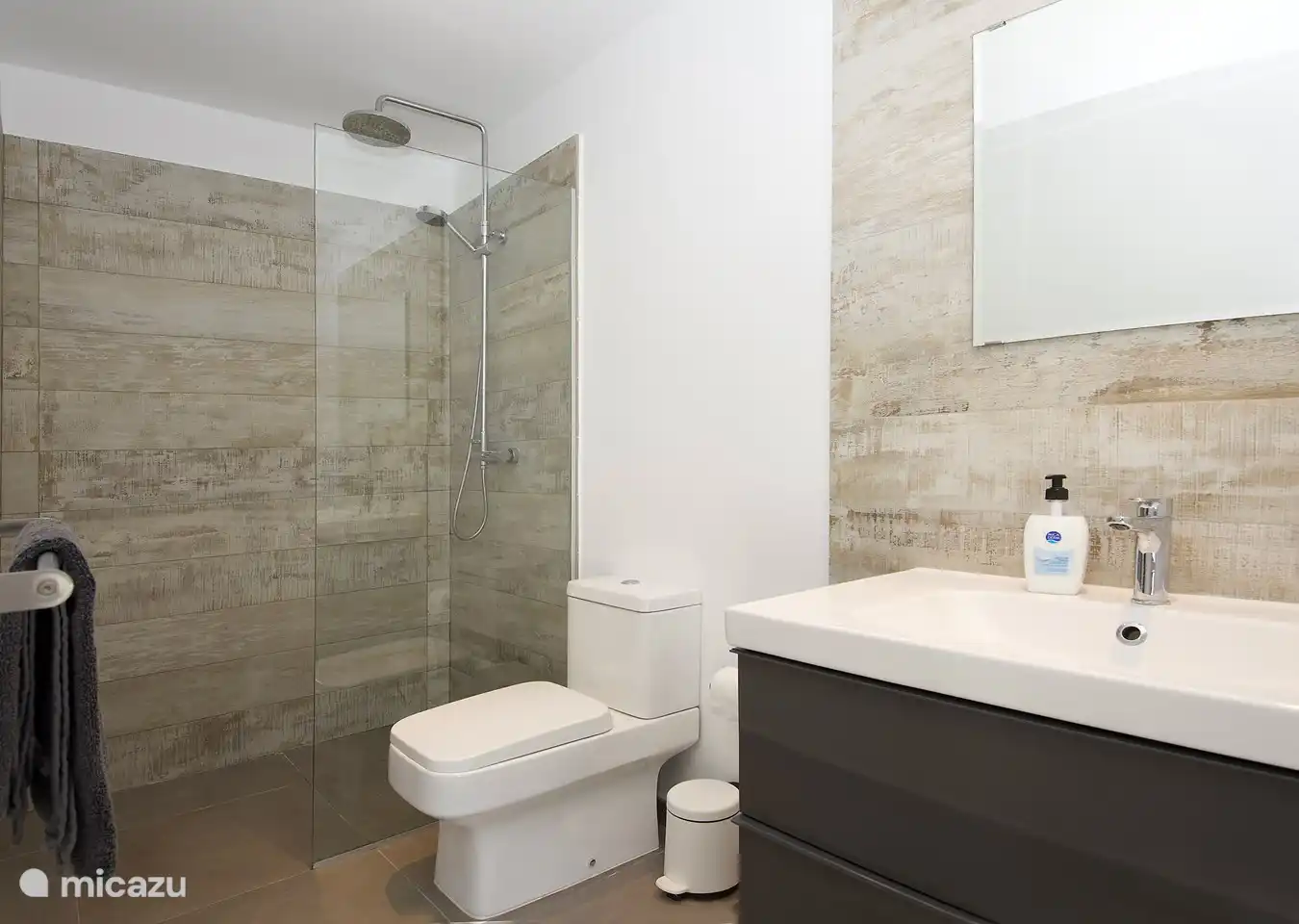 The bathroom that belongs to the master bedroom