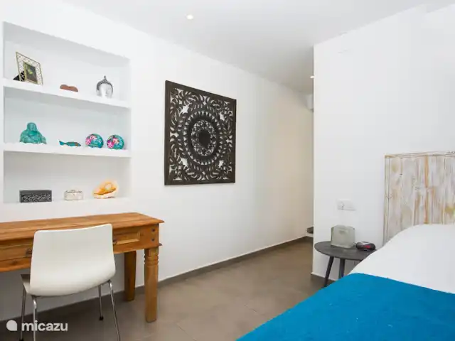 Casa Ocho Benissa Costa / Moraira en España, Costa Blanca, Benissa - villa El dormitorio principal con una gran cama de 180 x 200