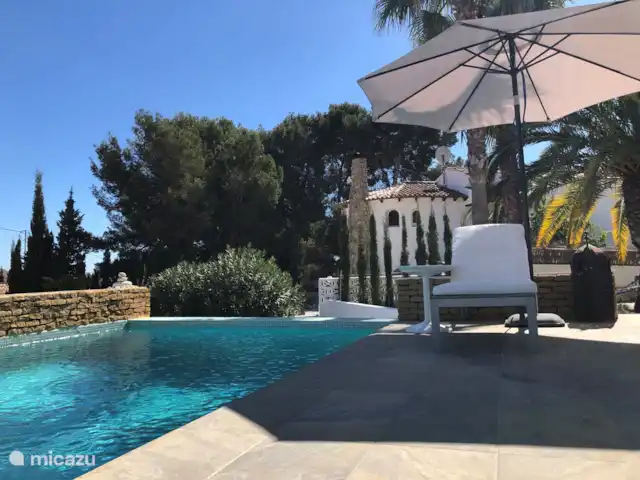 Casa Ocho Benissa Costa / Moraira en España, Costa Blanca, Benissa - villa Terraza junto a la piscina