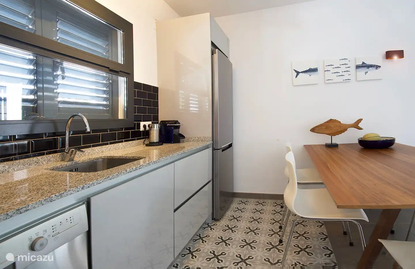 Fully equipped kitchen