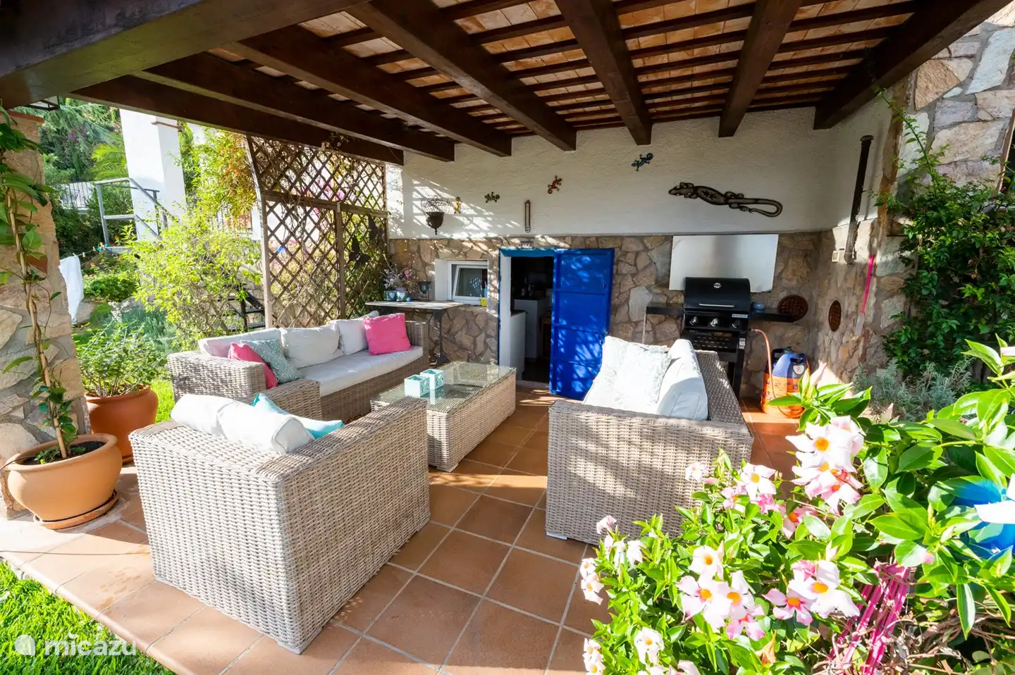 Terrace at summer kitchen (2)