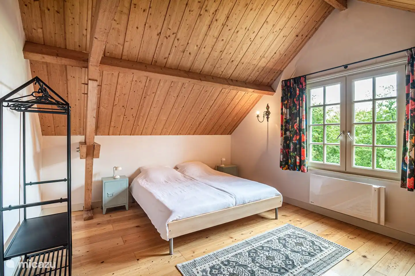 Schlafzimmer im ersten Stock