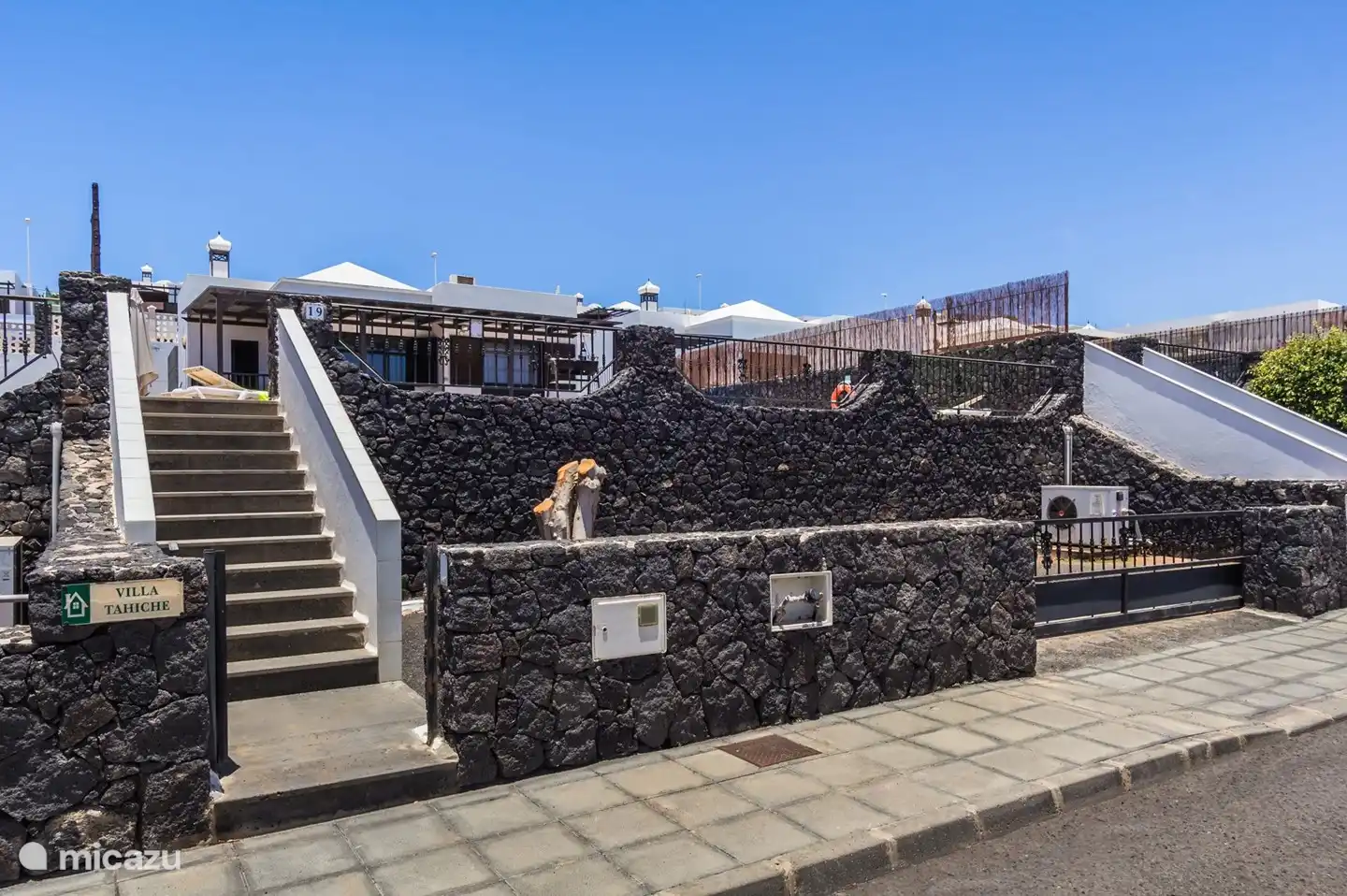 The entrance to our villa can be reached from the street. we also have a private parking space.