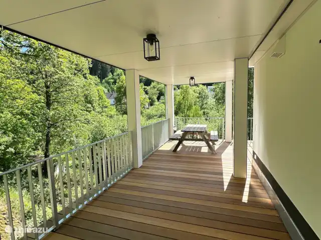 Ático Holgenbach Nat. Parque Eifel en Alemania, Eifel, Schleiden - apartamento Gran cubierta de patio
