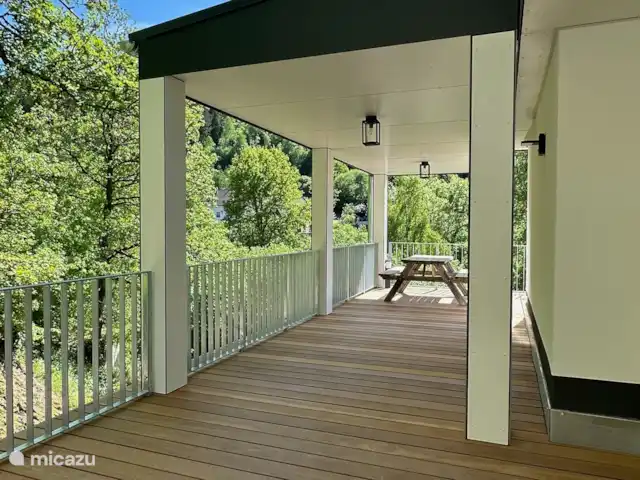 Ático Holgenbach Nat. Parque Eifel en Alemania, Eifel, Schleiden - apartamento Terraza y marquesina