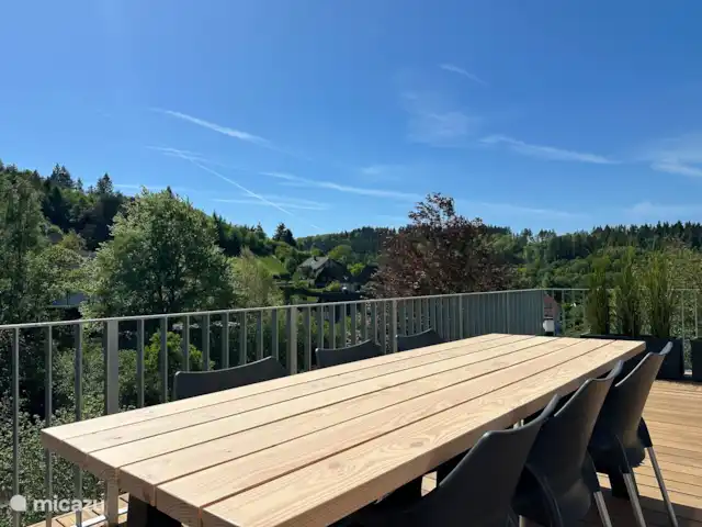 Ático Holgenbach Nat. Parque Eifel en Alemania, Eifel, Schleiden - apartamento Deliciosa mesa de felicitación para 8 personas