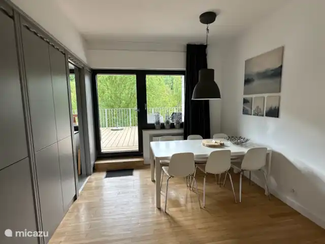 Ático Holgenbach Nat. Parque Eifel en Alemania, Eifel, Schleiden - apartamento Comedor