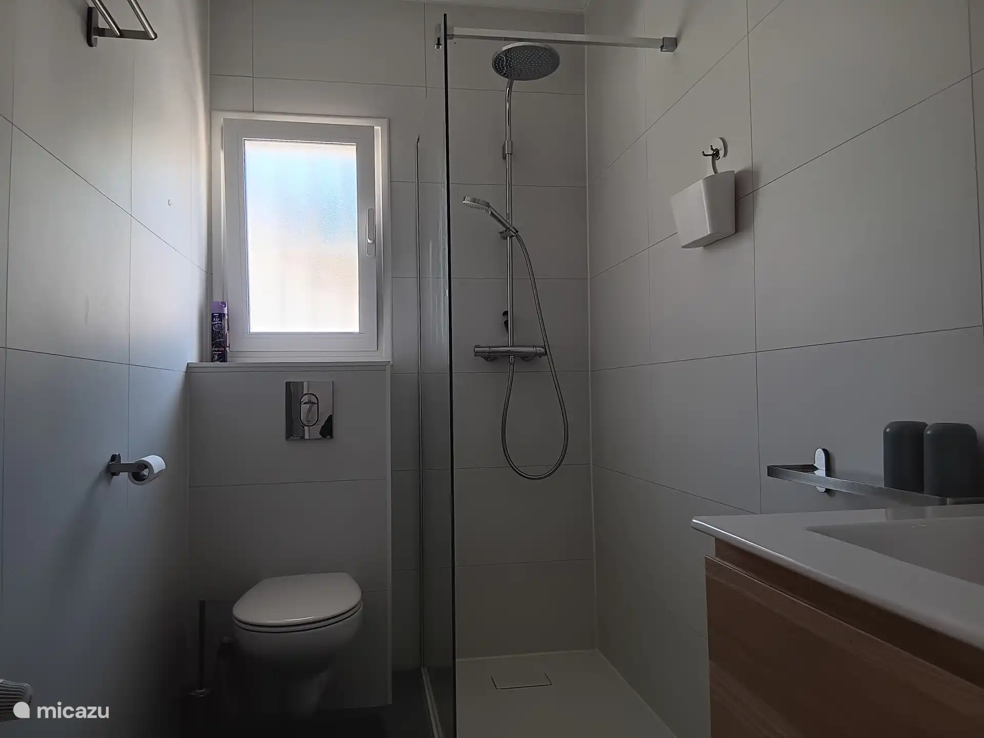 La première salle de bains