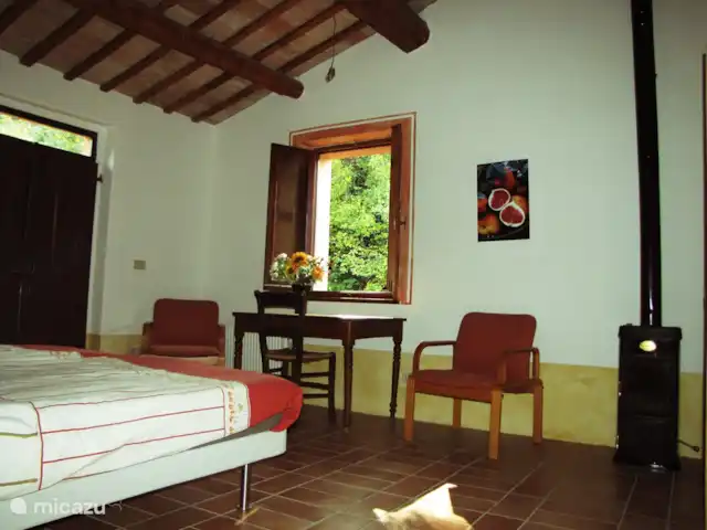Location de Vacances Italie, Marche, San Lorenzo In Campo, maison de vacances - Maison Panorama La Chambre des maîtres