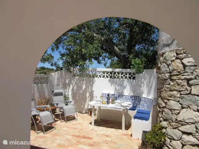 Casa Pura Vida, vue fantastique sur la mer | Portugal, Algarve, Guia - maison de vacances Arch à la terrasse latérale confortable