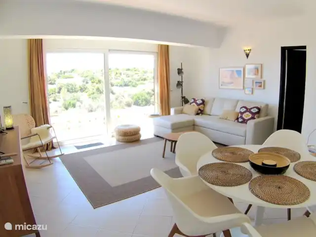 Casa Pura Vida, vue fantastique sur la mer | Portugal, Algarve, Guia - maison de vacances Salon spacieux avec vue