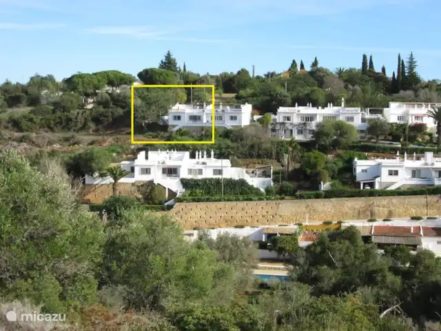 Casa Pura Vida, vue fantastique sur la mer | Portugal, Algarve, Guia - maison de vacances L'emplacement de Casa Pura Vida, à côté de Casa Bela Vista