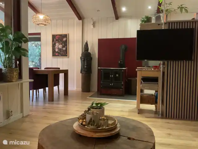 De Marke en Alemania, Baja Sajonia, Uelsen - cabaña de madera