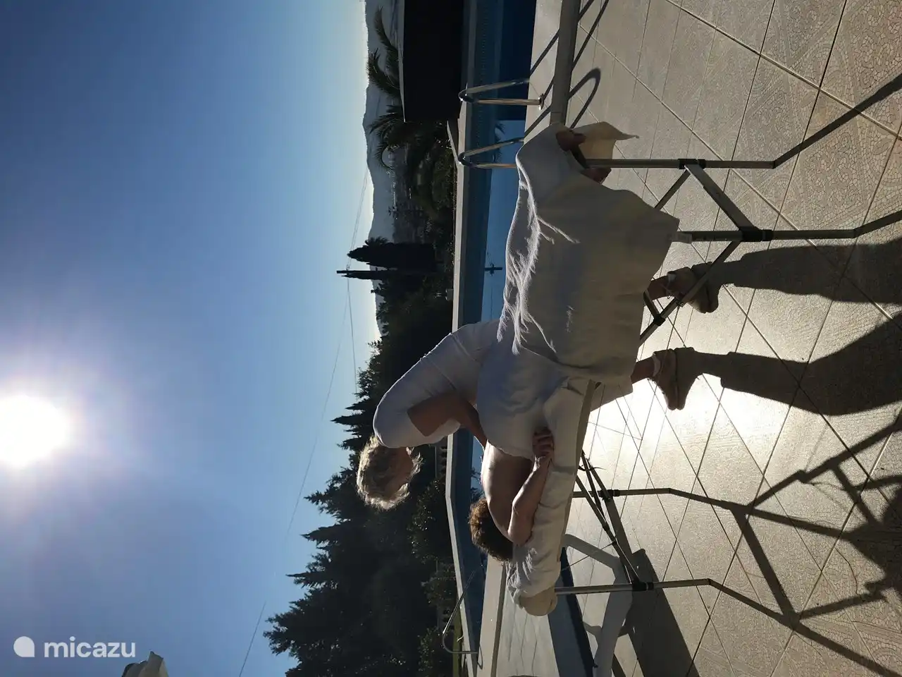 Masseuse aan huis (tegen betaling)