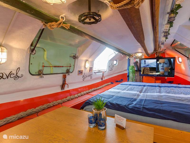 Casa vacacional Países Bajos, Holanda del Norte, Monnickendam Autocaravana/Casa flotante/Yate PolarStern: ¡una estancia en barco única!