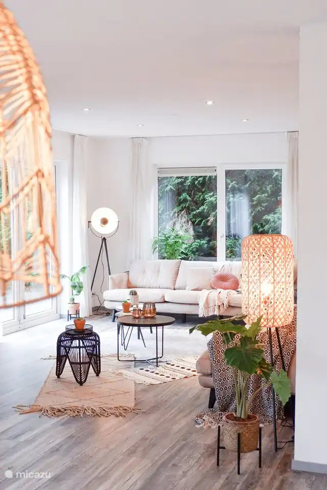 Die gemütliche Sitzecke bietet Platz für die ganze Familie!