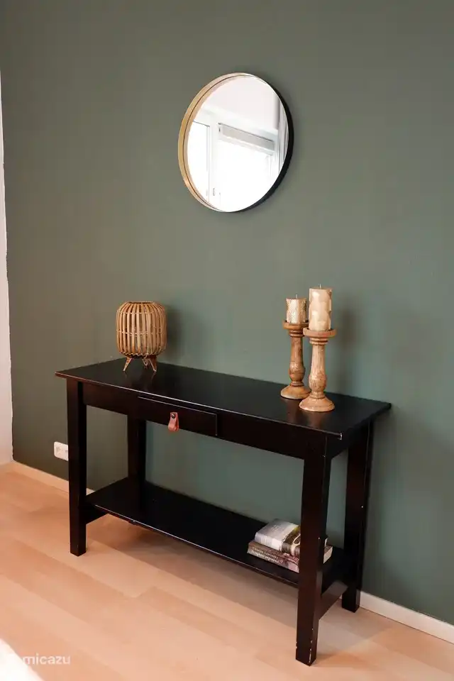 Eine warme Ecke, um sich morgens auf einen unterhaltsamen Tag in der Villa Zeewolde vorzubereiten