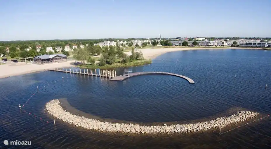 Innerhalb von 10 Autominuten finden Sie den schönen Strand von Zeewolde