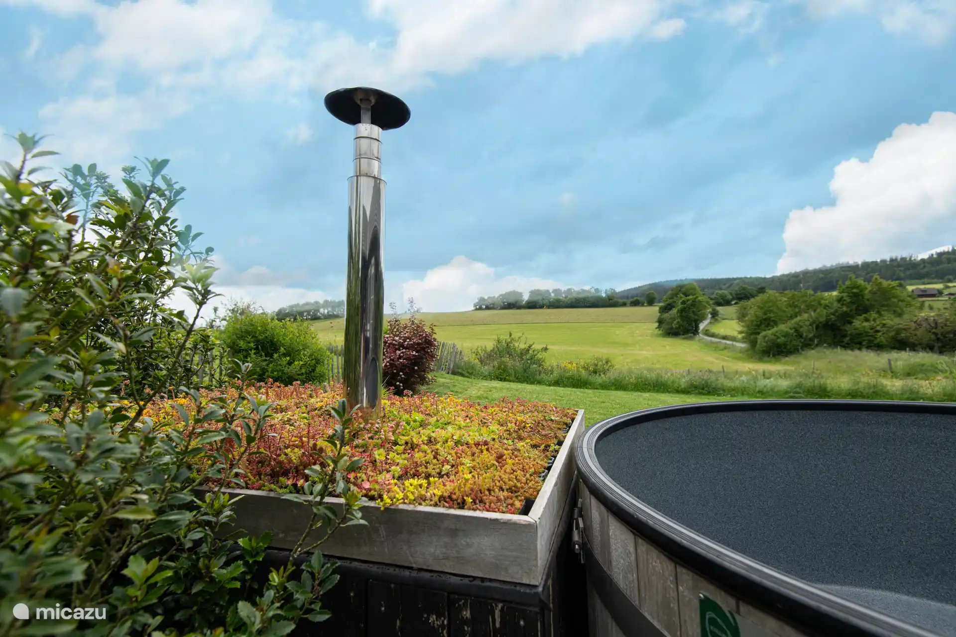 Whirlpool mit Biodiesel (also nicht auf Holz), einfach zu bedienen 