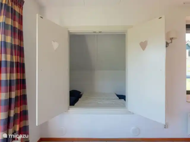 Location de Vacances Pays-Bas, Drenthe, Wezuperbrug, bungalow - Bungalow boisé Drenthe chambre 3 avec deux lits