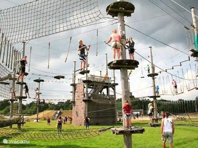 Location de Vacances Pays-Bas, Drenthe, Wezuperbrug, bungalow - Bungalow boisé Drenthe beau très grand parc d'escalade avec guidage, vraiment un défi à relever !