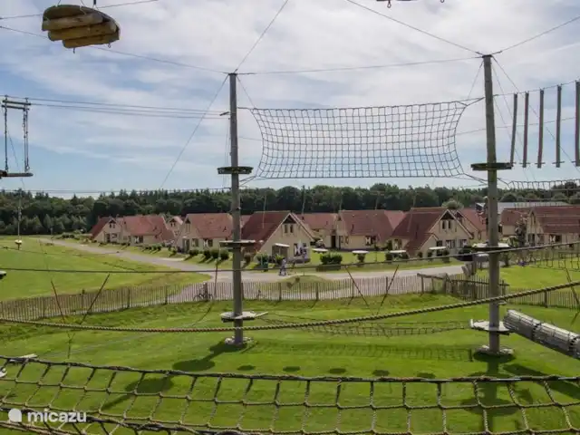 Location de Vacances Pays-Bas, Drenthe, Wezuperbrug, bungalow - Bungalow boisé Drenthe Parc d'escalade idéal pour les enfants