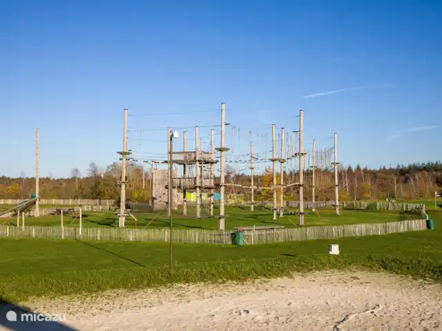 Location de Vacances Pays-Bas, Drenthe, Wezuperbrug, bungalow - Bungalow boisé Drenthe parc d'escalade