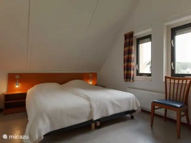 Location de Vacances Pays-Bas, Drenthe, Wezuperbrug, bungalow - Bungalow boisé Drenthe chambre très spacieuse avec deux lits simples