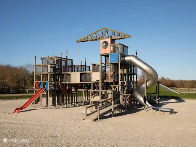 Location de Vacances Pays-Bas, Drenthe, Wezuperbrug, bungalow - Bungalow boisé Drenthe équipement de jeu