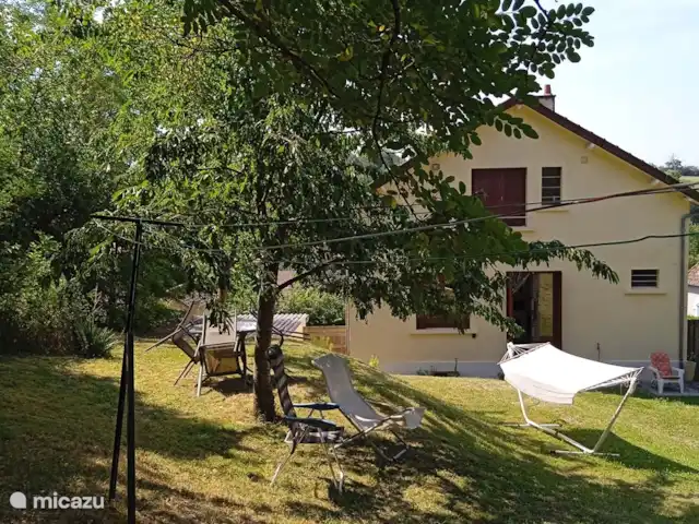 La Collin | France, Allier, Château-sur-Allier - maison de vacances Belle assise au soleil ou à l’ombre avec une belle vue