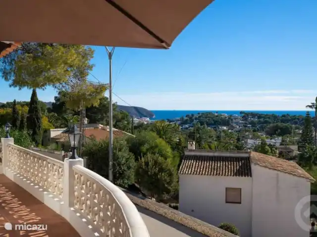 Casa Senji en España, Costa Blanca, Moraira - villa Vistas al mar desde la terraza de la naya, junto al salón