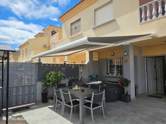 Casa Steven Privézwembad / Jacuzzi huren in Spanje, Costa Blanca, Torrevieja - vakantiehuis Terras met uitzicht op de jacuzzi