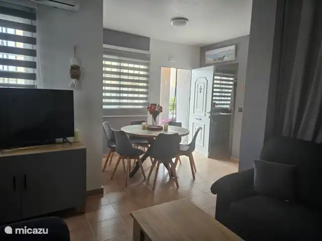 Casa Steven Privézwembad / Jacuzzi huren in Spanje, Costa Blanca, Torrevieja - vakantiehuis eetkamer met zicht op keuken