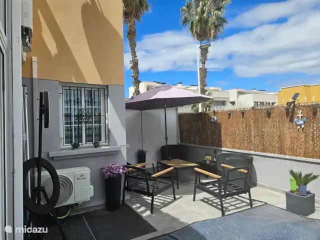 Casa Steven Privézwembad / Jacuzzi huren in Spanje, Costa Blanca, Torrevieja - vakantiehuis Terras met uitzicht op de lounge