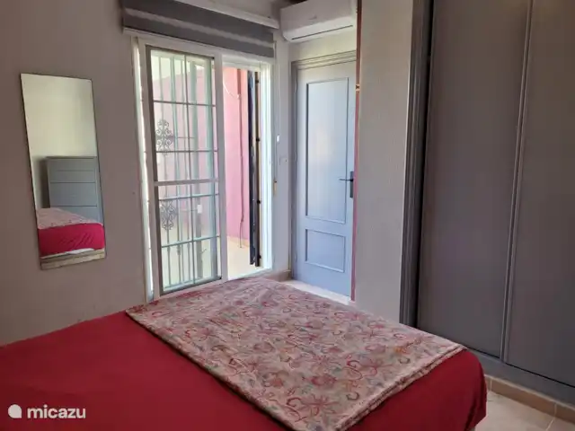 Casa Steven Privézwembad / Jacuzzi huren in Spanje, Costa Blanca, Torrevieja - vakantiehuis Slaapkamer met Balkon en Senseo
