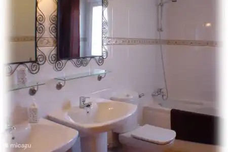 Vakantiehuis Spanje, Costa Brava, Lloret de Mar finca Finca Marimuntanya 20 pers. Zeezicht
