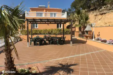 Vakantiehuis Spanje, Costa Brava, Lloret de Mar finca Finca Marimuntanya 20 pers. Zeezicht