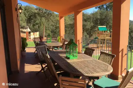 Vakantiehuis Spanje, Costa Brava, Lloret de Mar finca Can Maeva, riante villa voor 18 pax