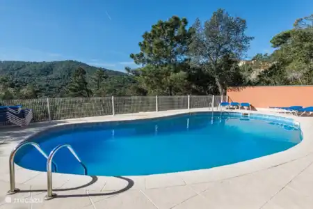 Vakantiehuis Spanje, Costa Brava, Lloret de Mar finca Can Maeva, riante villa voor 18 pax