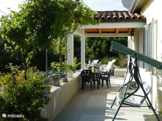 Sofía en Croacia, Istria, Labin - casa vacacional Terraza delantera