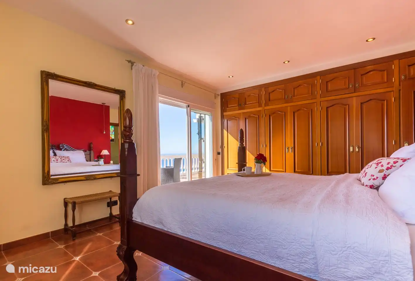 Bedroom with double bed